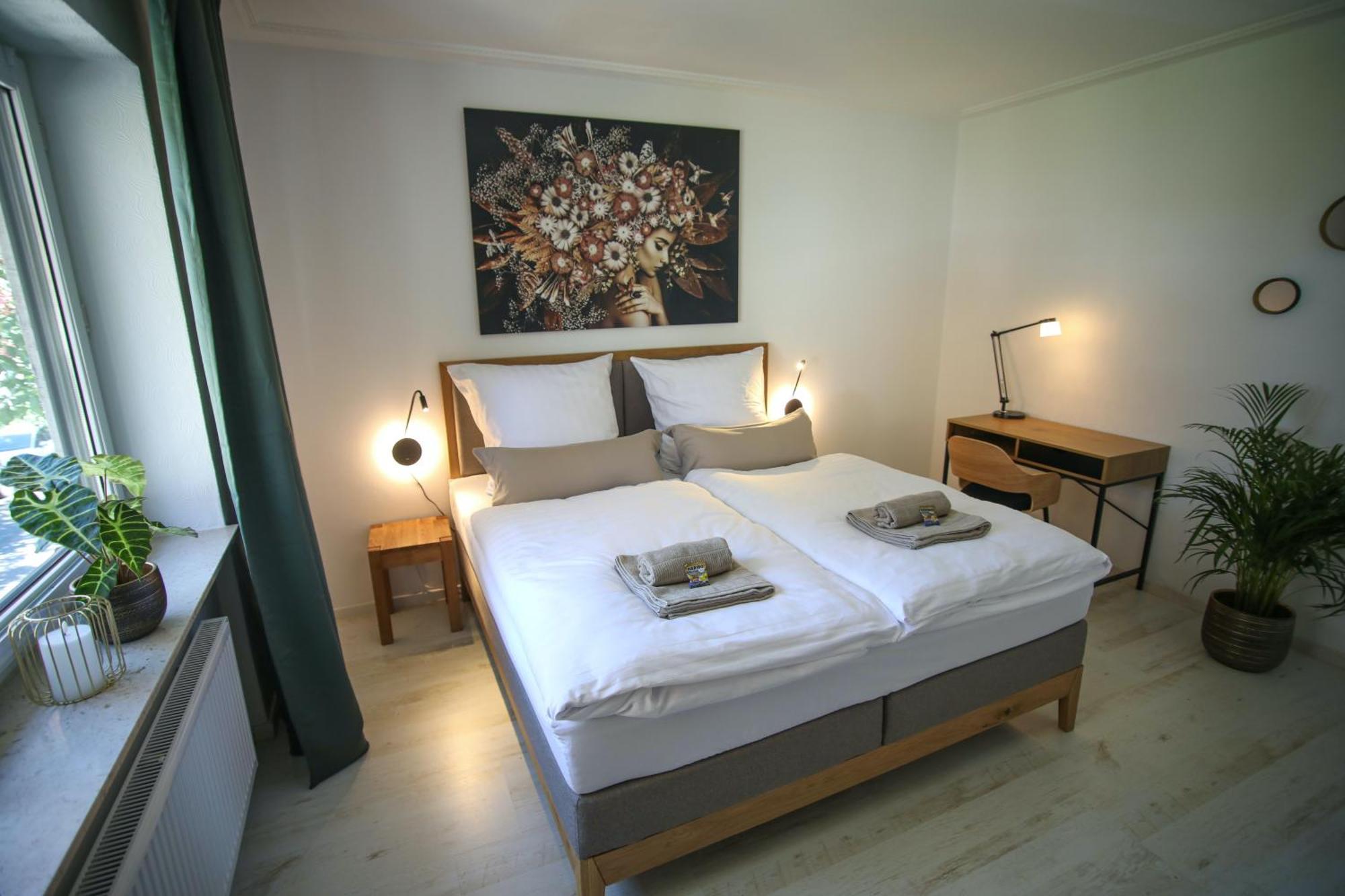 Zentral - Gemuetlich - Kueche - Balkon - Garage Apartment Bad Lippspringe Ngoại thất bức ảnh