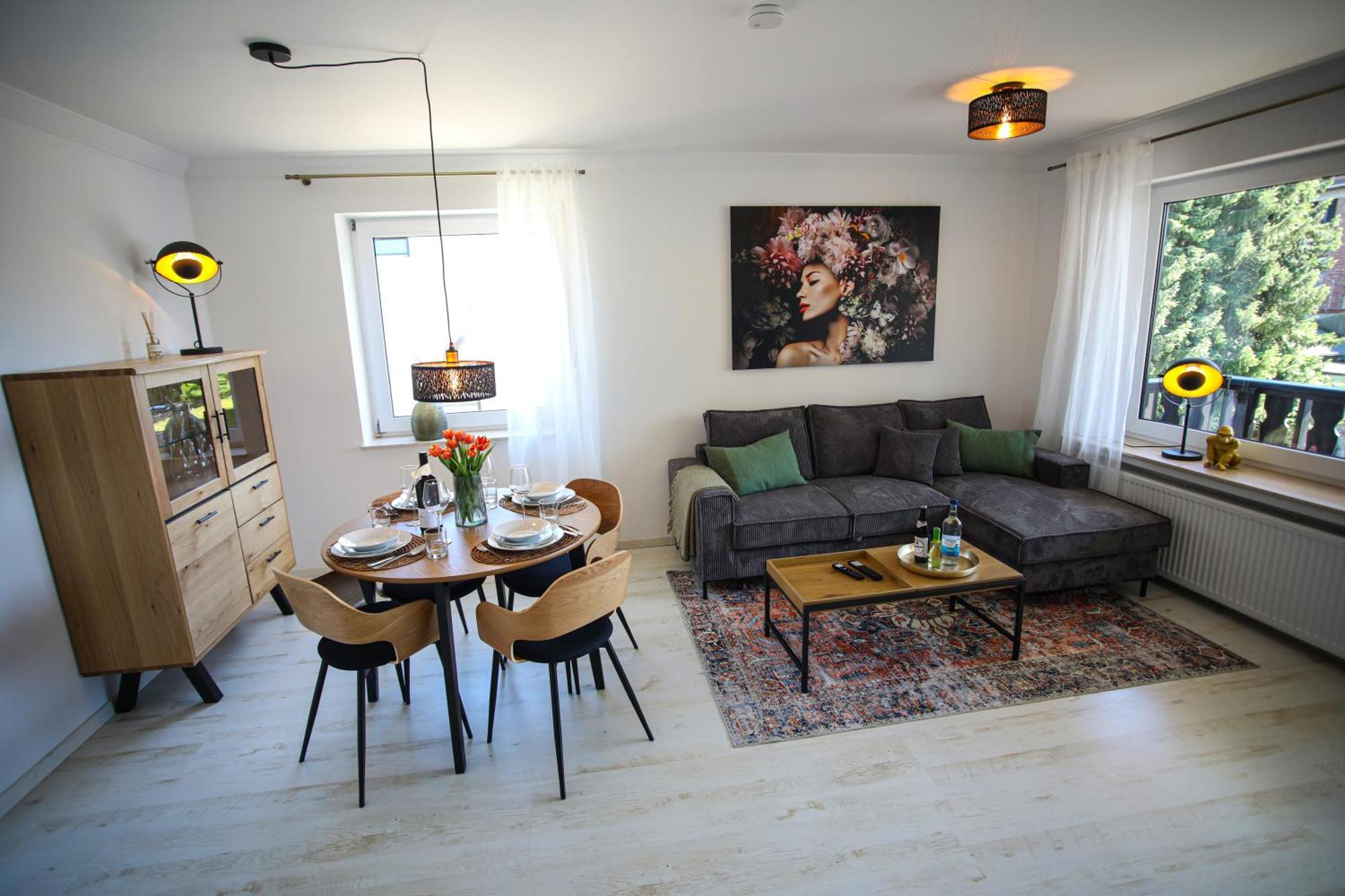 Zentral - Gemuetlich - Kueche - Balkon - Garage Apartment Bad Lippspringe Ngoại thất bức ảnh